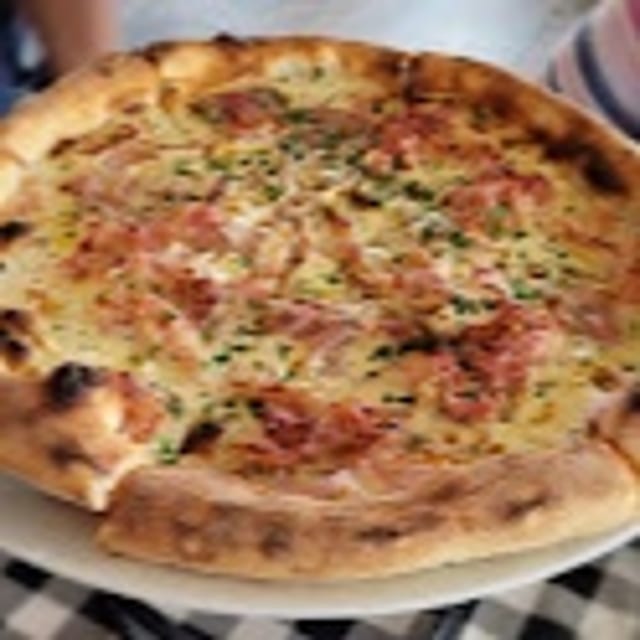 Carbonara Pie.