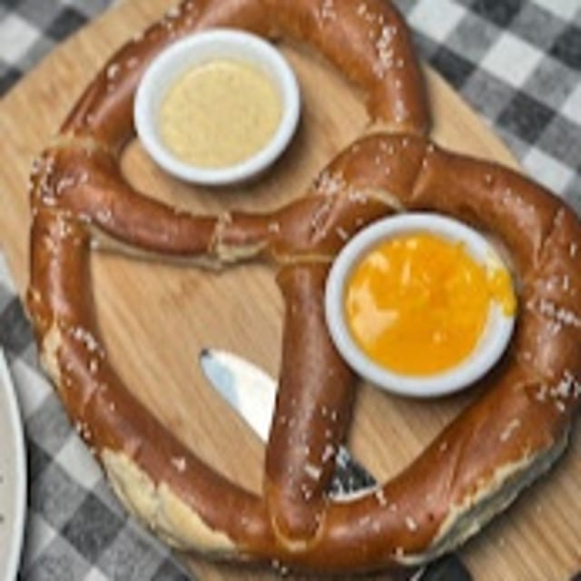 Jumbo Pretzel.